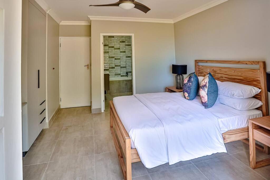Large Sea View, Walk To Eateries, Loadshed Free Leilighet Ballito Eksteriør bilde